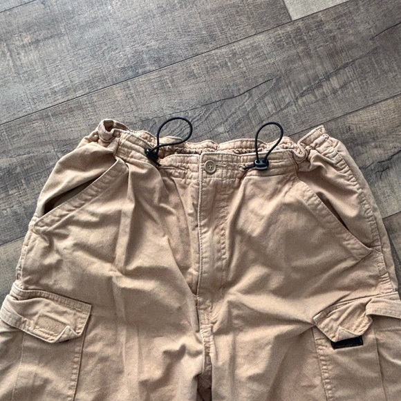 Brandi Melville Cargo Pants - Picture 2 of 6